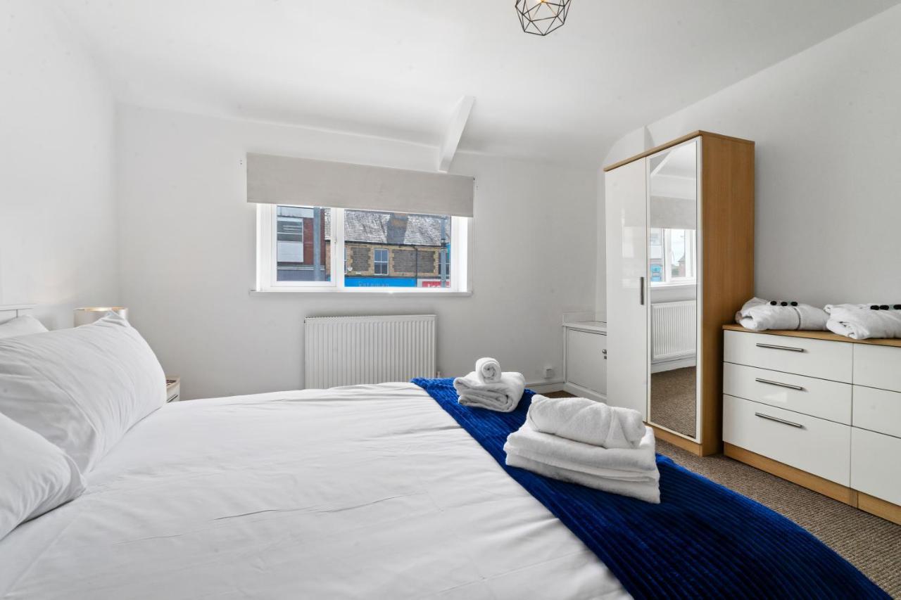 Village Cwtch Whitchurch 2 Bedroom Apartment Cardiff Exterior foto